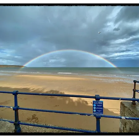 Vere House, 1, Spacious & Great Location *