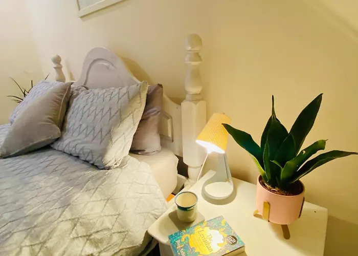 Vere House, 1, Spacious & Great Location