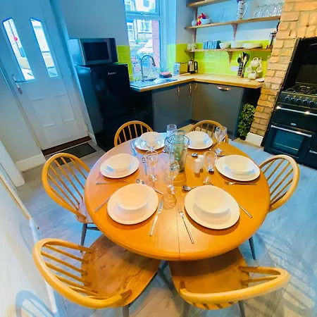 Vere House, 1, Spacious & Great Location Σκάρμπορο