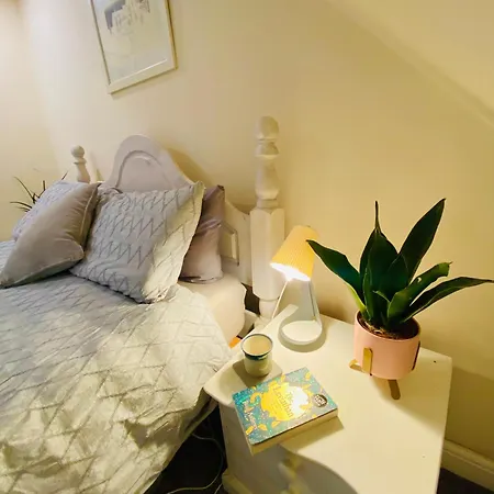 Vere House, 1, Spacious & Great Location